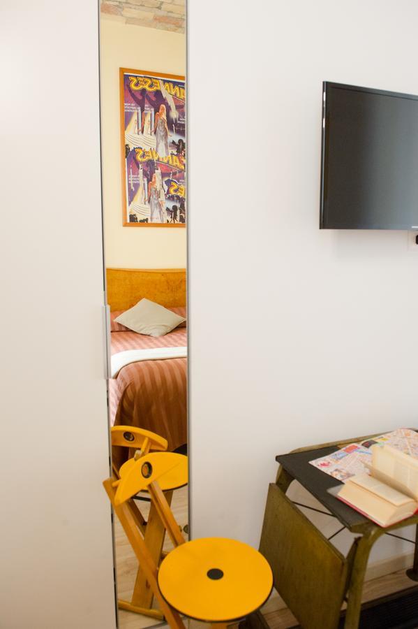 B&B Laurus Colosseo Rome Exterior photo